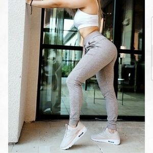 Buffbunny Jasmine Joggers